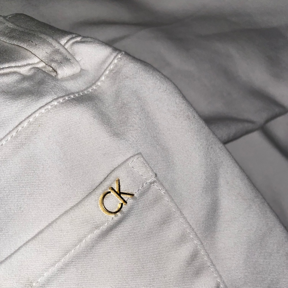 White Calvin Klein skinny jeans